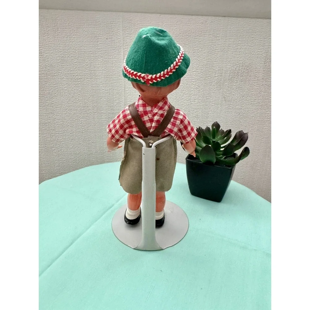 Madame ALEXANDER German Vintage 60s Festive Attire Doll Stand Kaiser Chicago 7